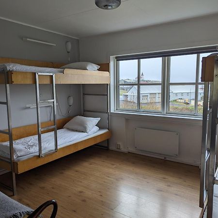 Vik Hostel Bagian luar foto