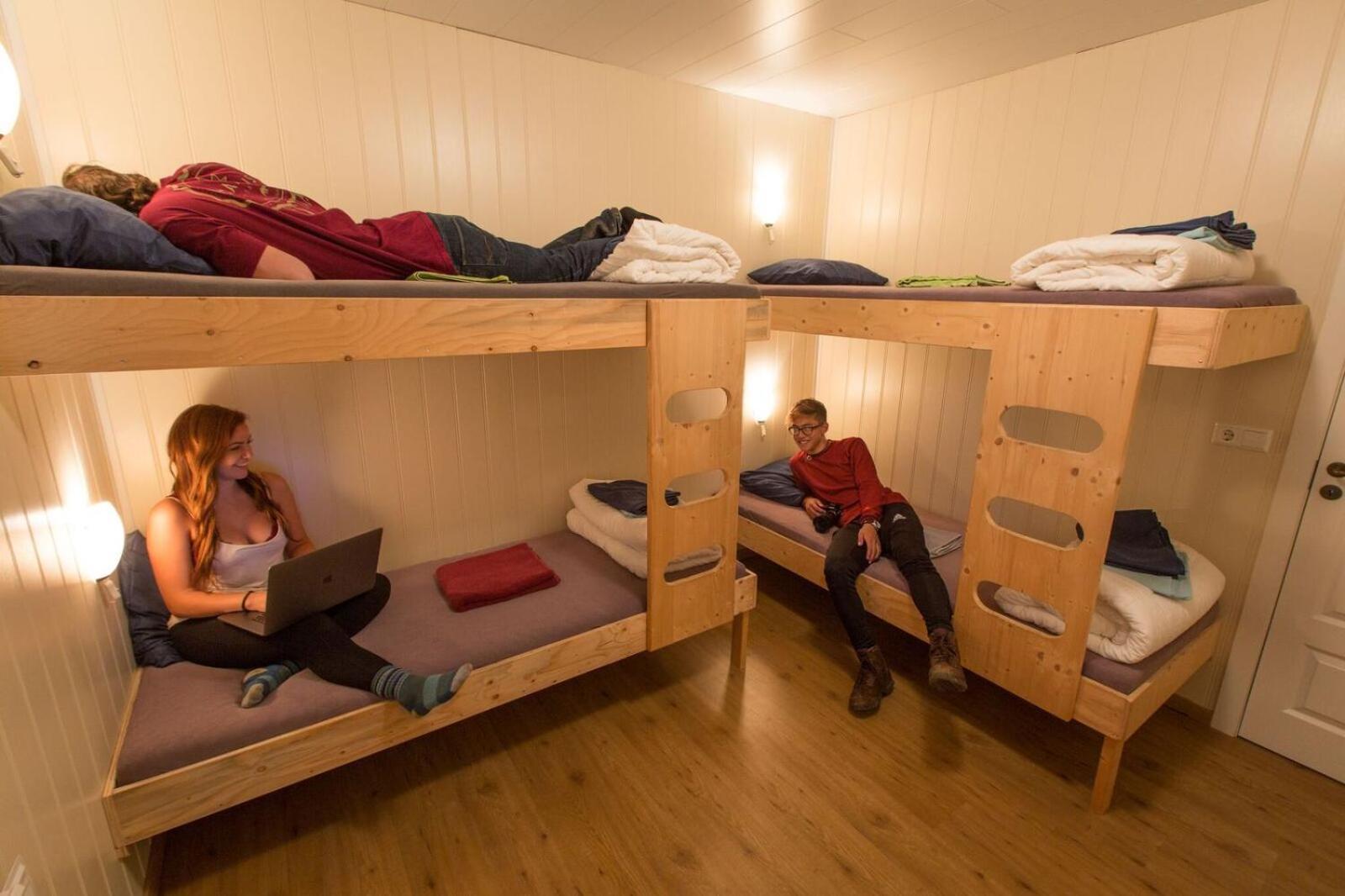 Vik Hostel Bagian luar foto