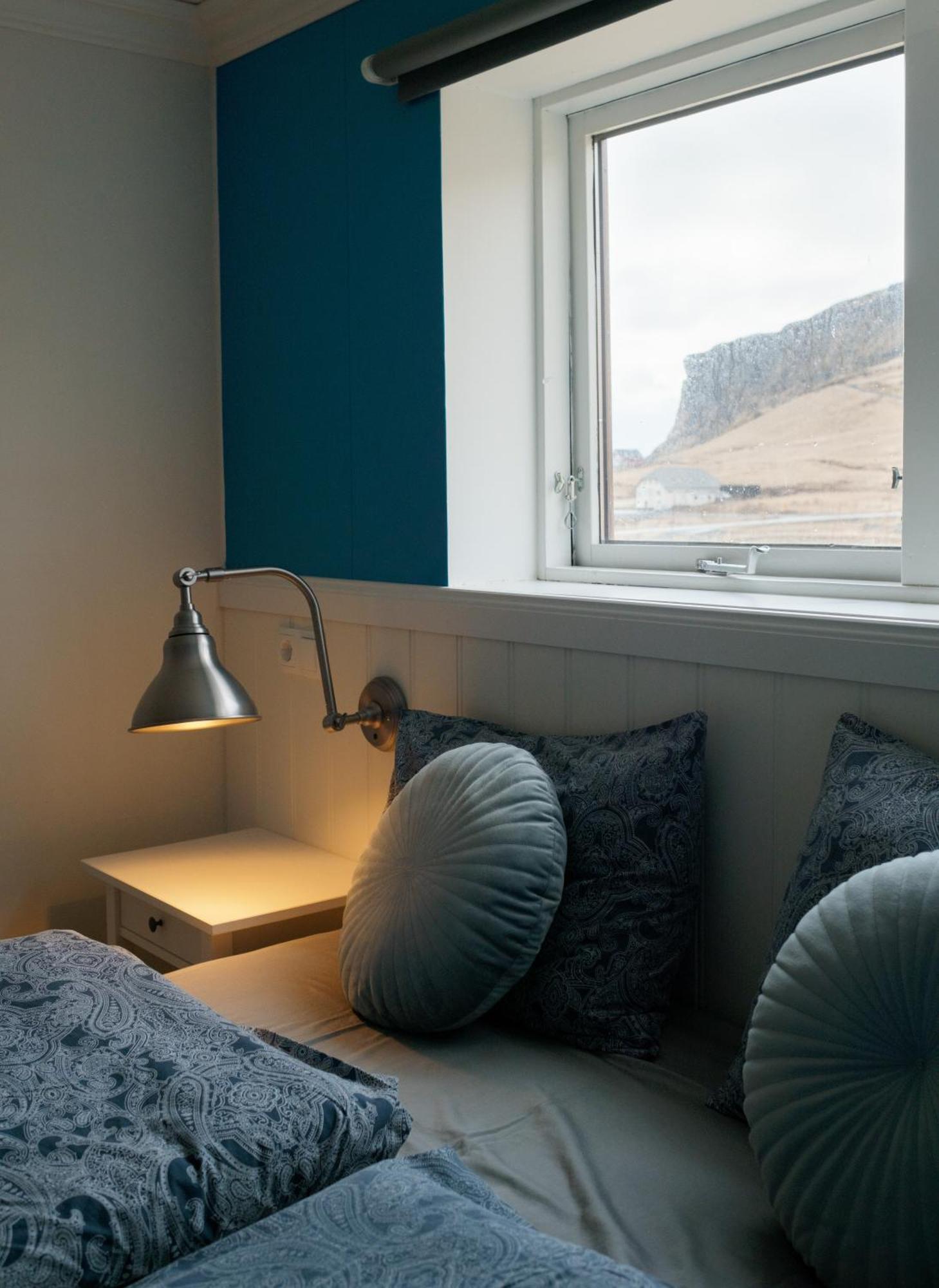 Vik Hostel Bagian luar foto