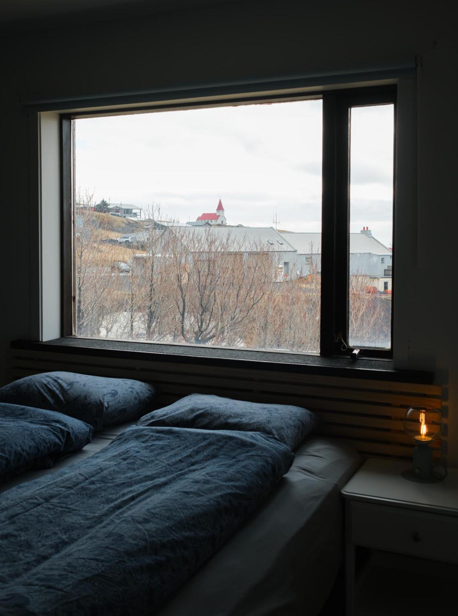 Vik Hostel Bagian luar foto