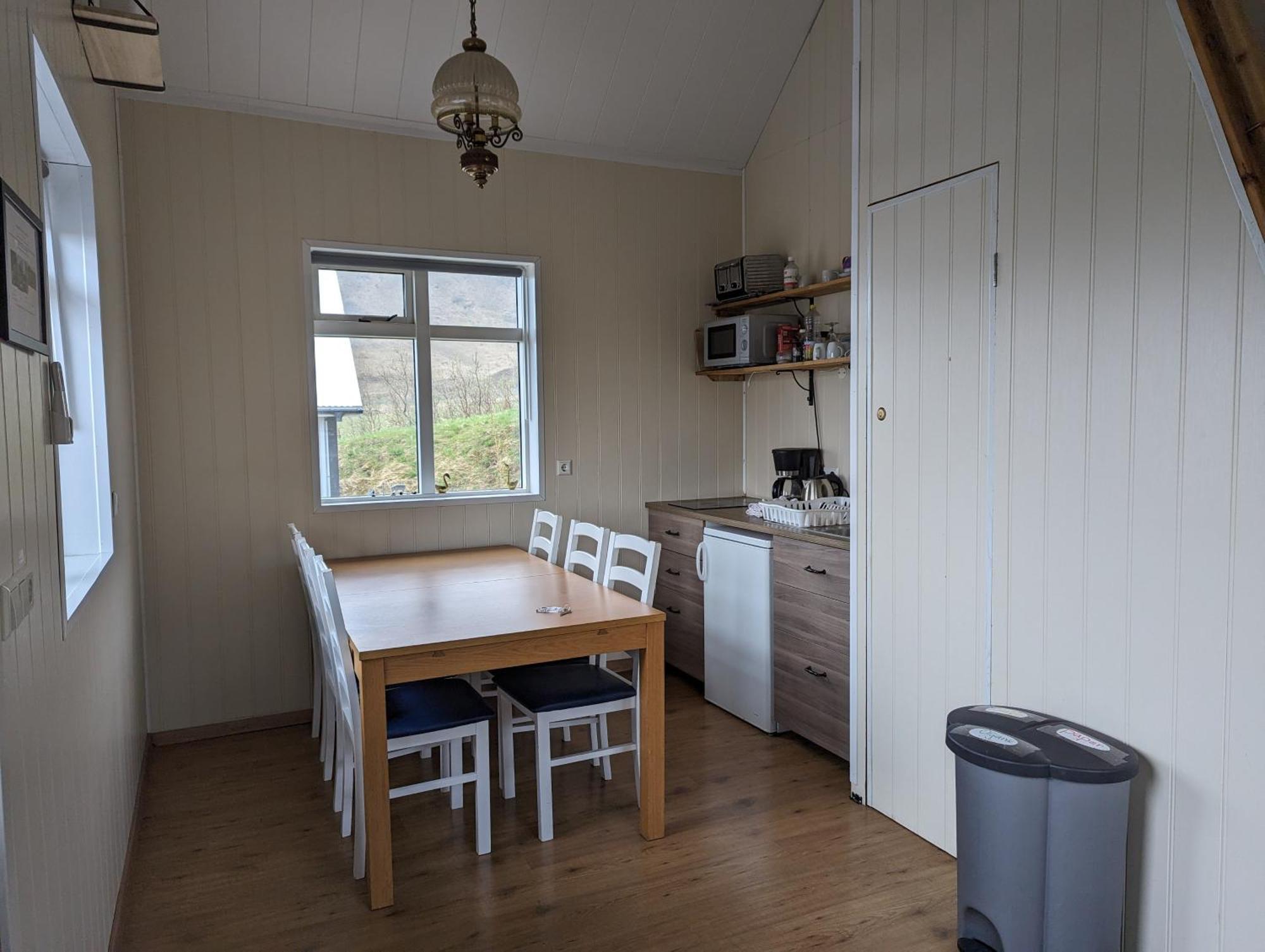Vik Hostel Bagian luar foto